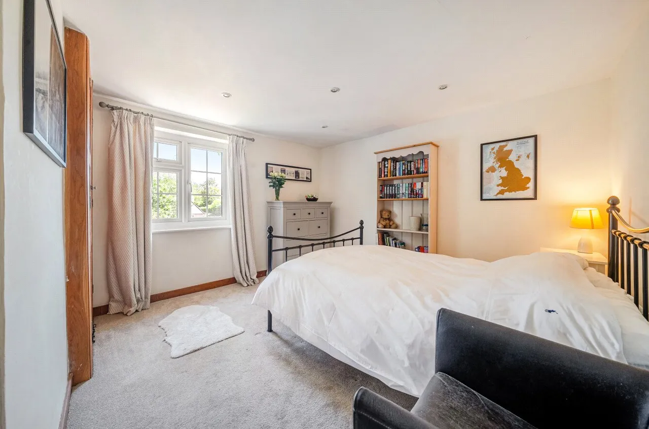 Firs Lane, Shamley Green, GU5, photo 9