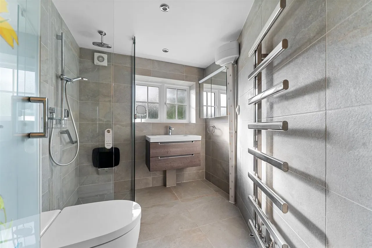 Chelford Road, Prestbury, SK10, photo 11