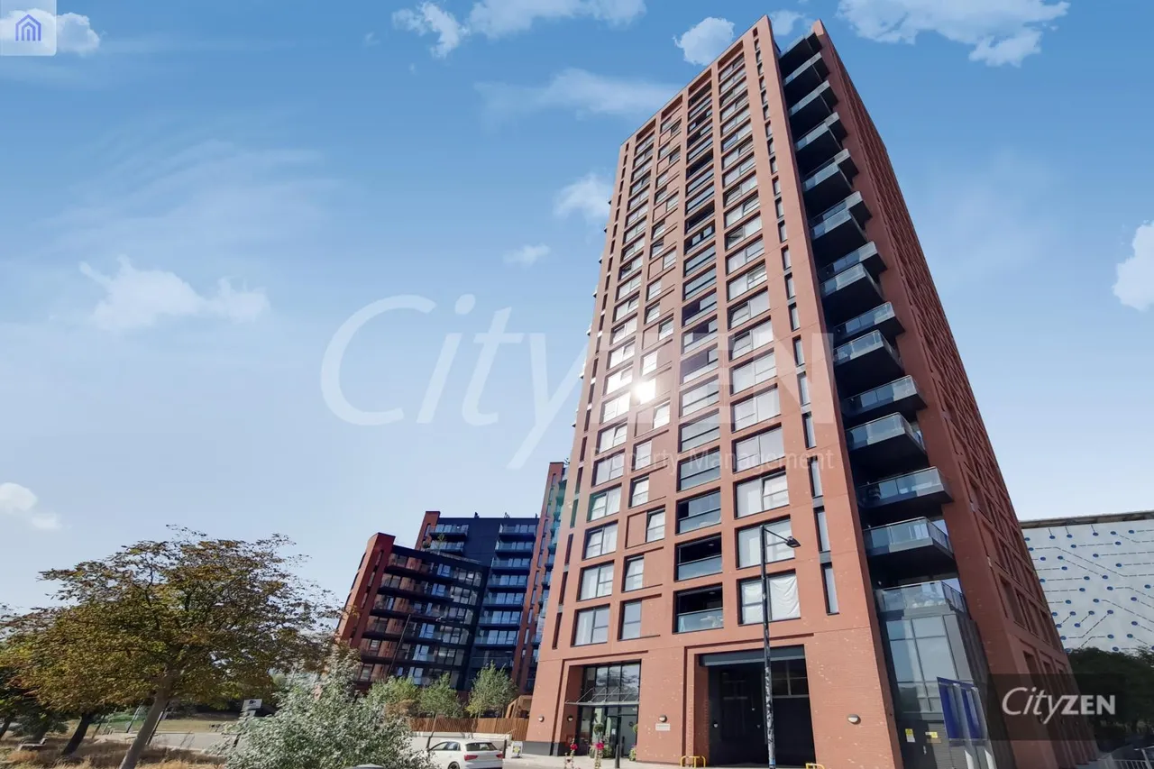1 bed flat for sale, Silvocea way, London, E14