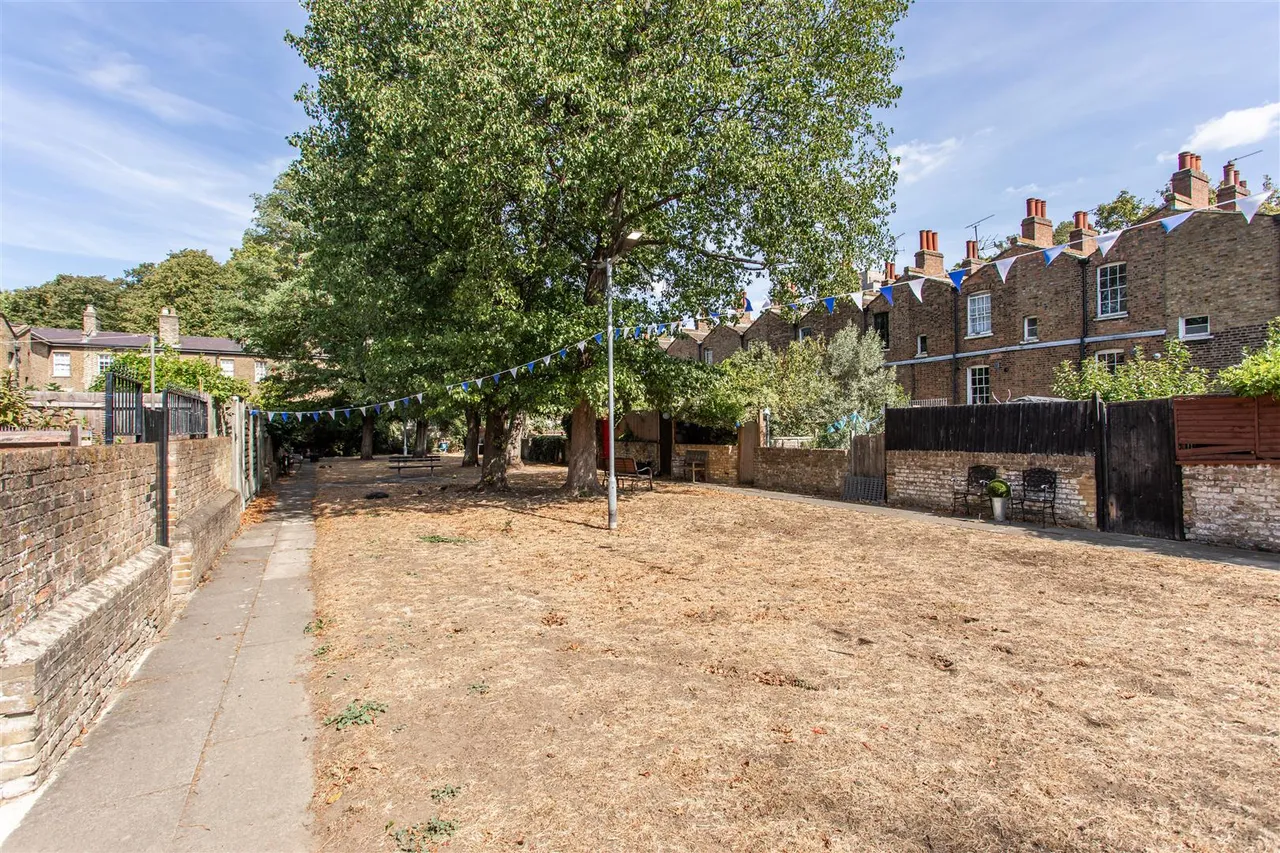 Belgrave Street, Stepney Green, photo 17