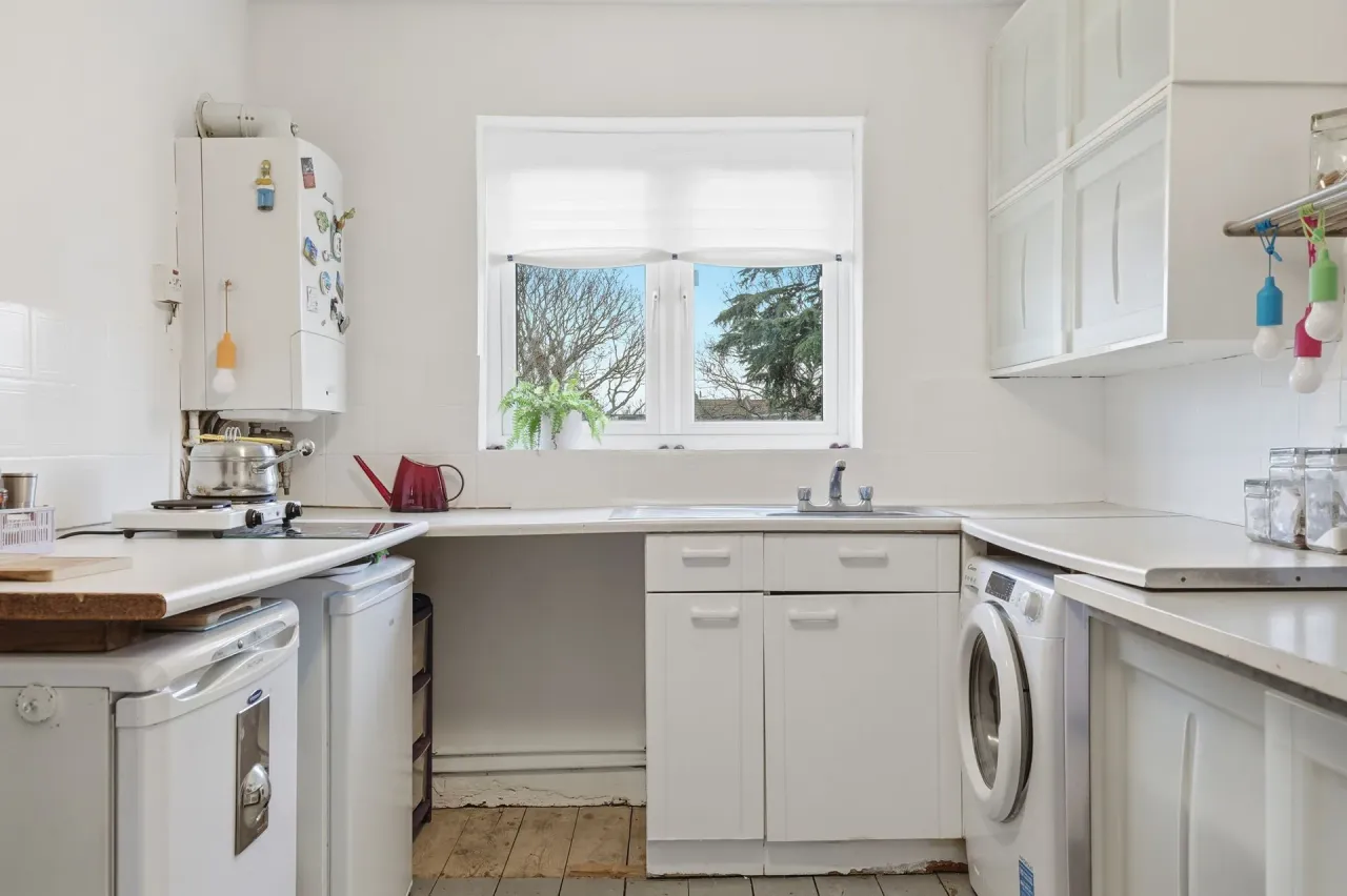 Grange Park Road, Leyton, E10, photo 8