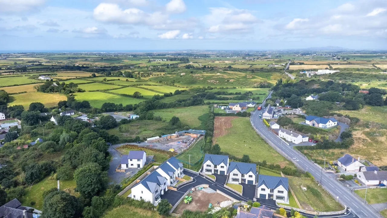 Gwalchmai, Holyhead, photo 6