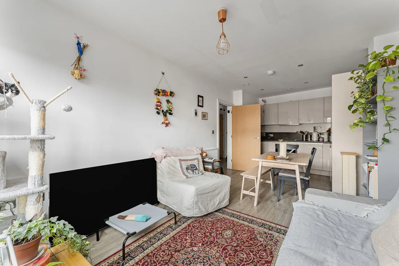 Kingsland High Street, London, E8, photo 2