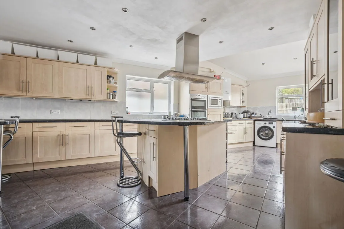 Church Avenue, Pinner, HA5, photo 4