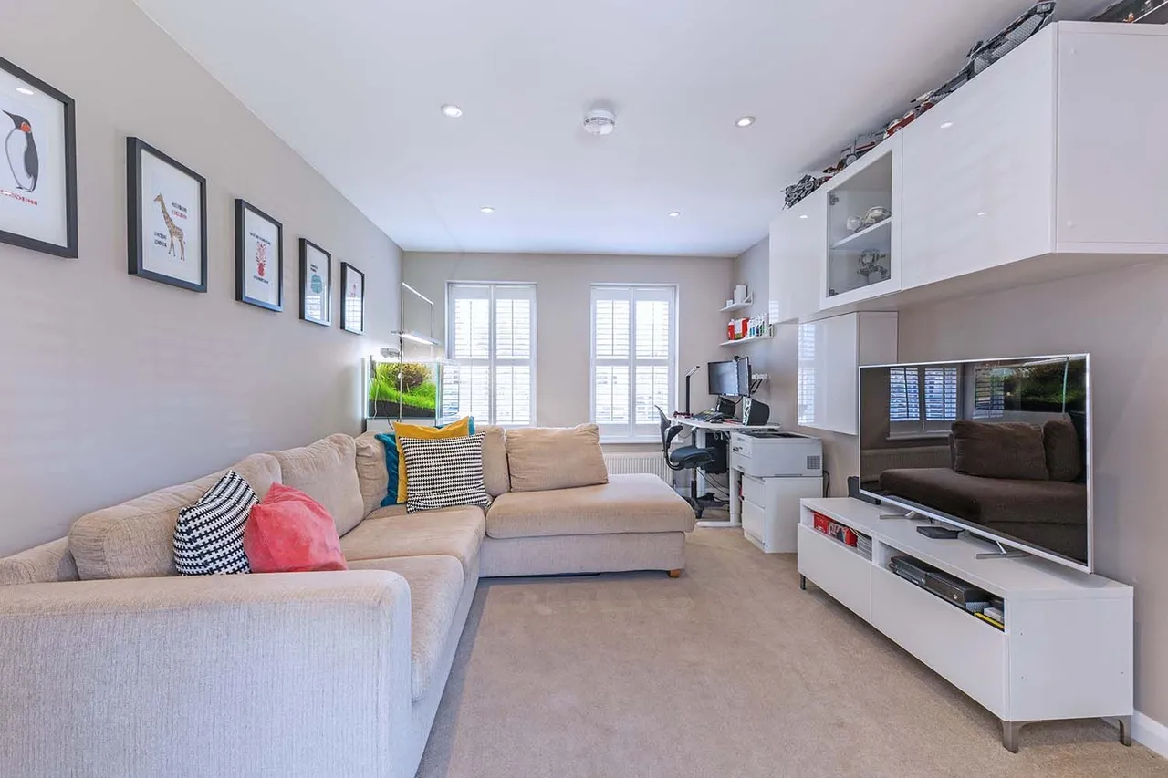 Hemsdale, Cranbrook Drive, Maidenhead, Berkshire, photo 14