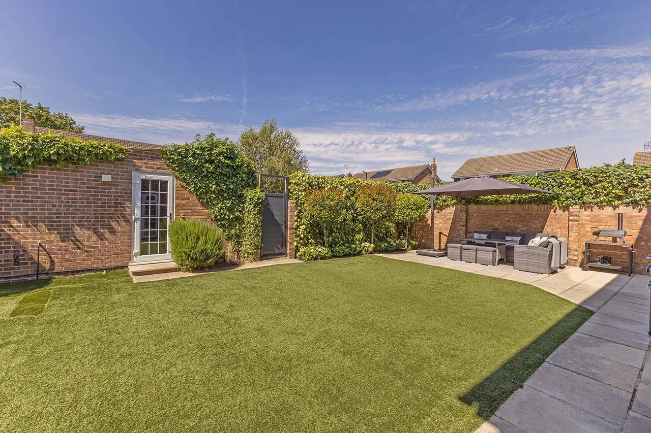 Hemsdale, Cranbrook Drive, Maidenhead, Berkshire, photo 5