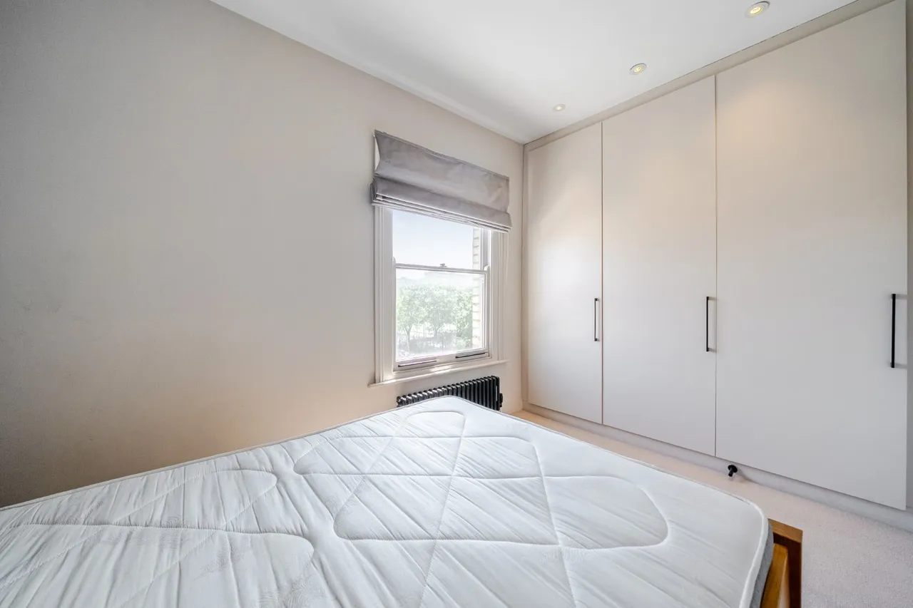 Battersea Park Road, Battersea, London, SW11, photo 6