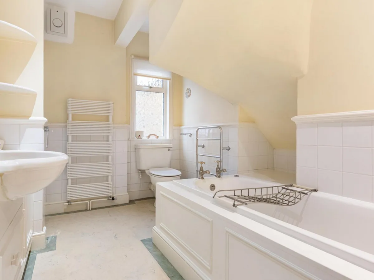 Mount Avenue, London, W5, photo 13