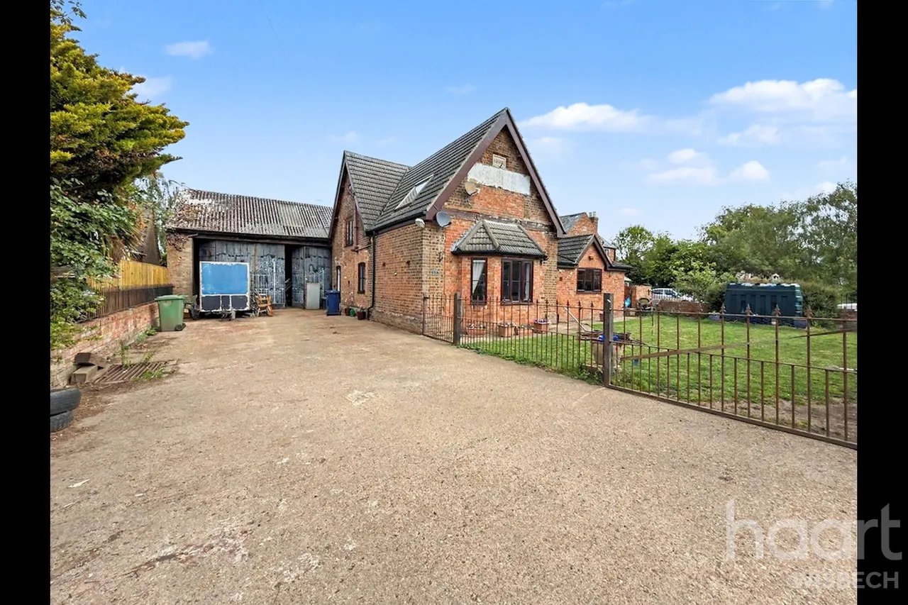 3 bed house for sale, Front Road, Murrow, PE13