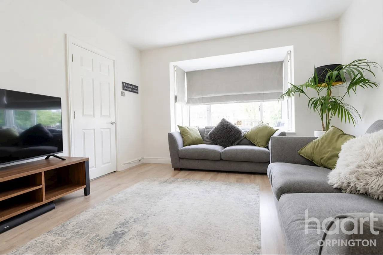 Chelsfield Lane, Orpington, BR5, photo 11