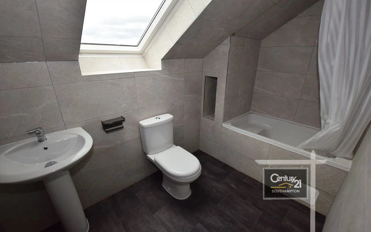 Clifton Road, Southampton, SO15, photo 4