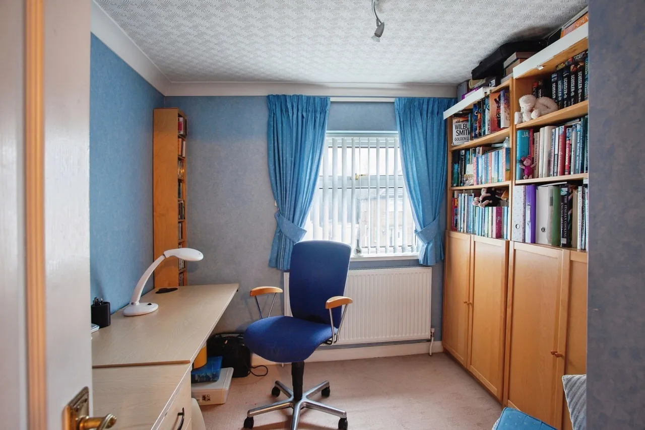 Carver Drive, Dinnington, Sheffield, South Yorkshire, S25, photo 15