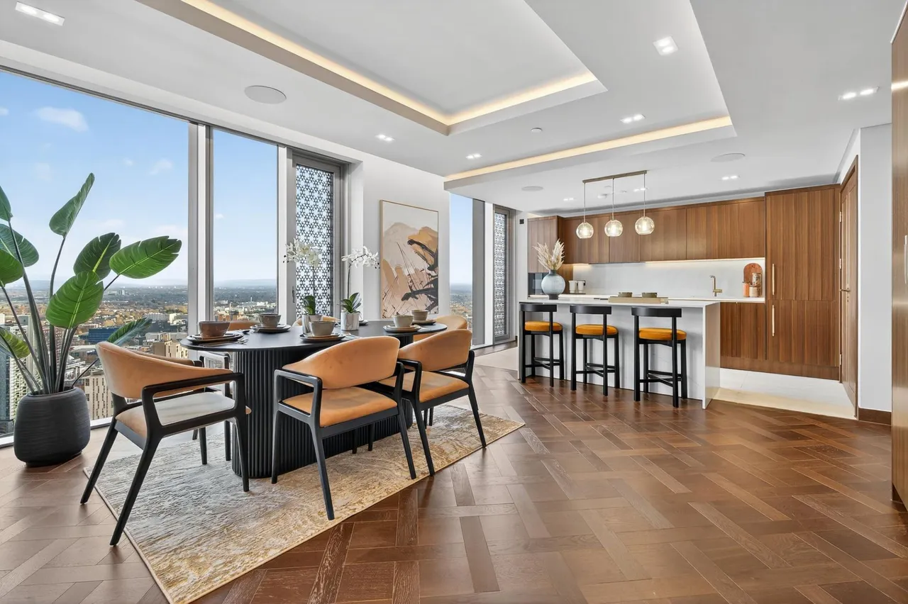 The Penthouse, Viadux, M1, photo 5