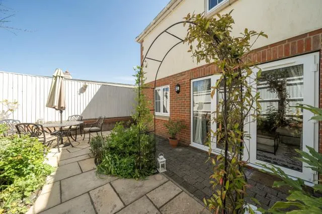 2 bed flat for sale, Elms Road, Oxford, OX2