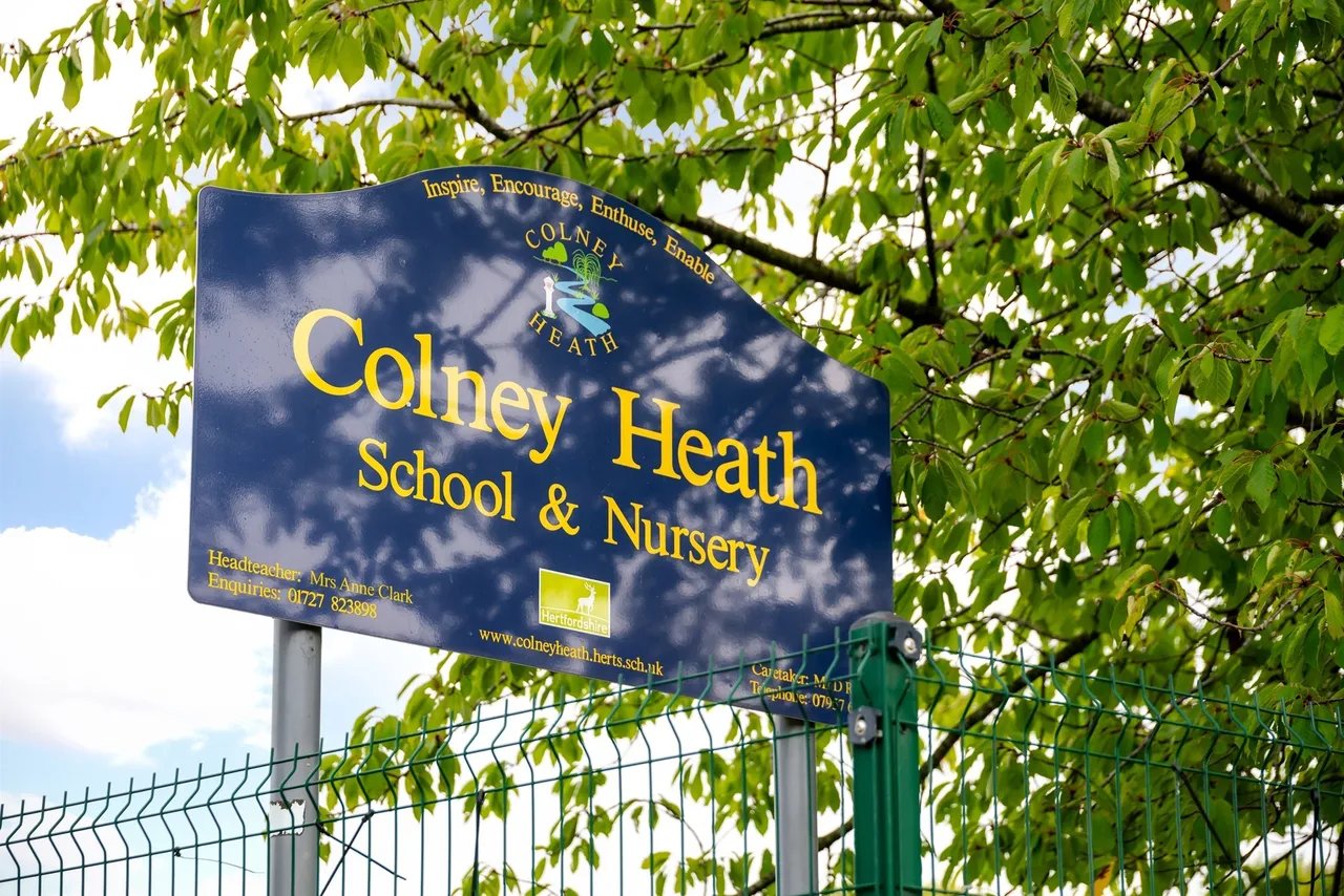 Bullens Green Lane, Colney Heath, AL4, photo 4