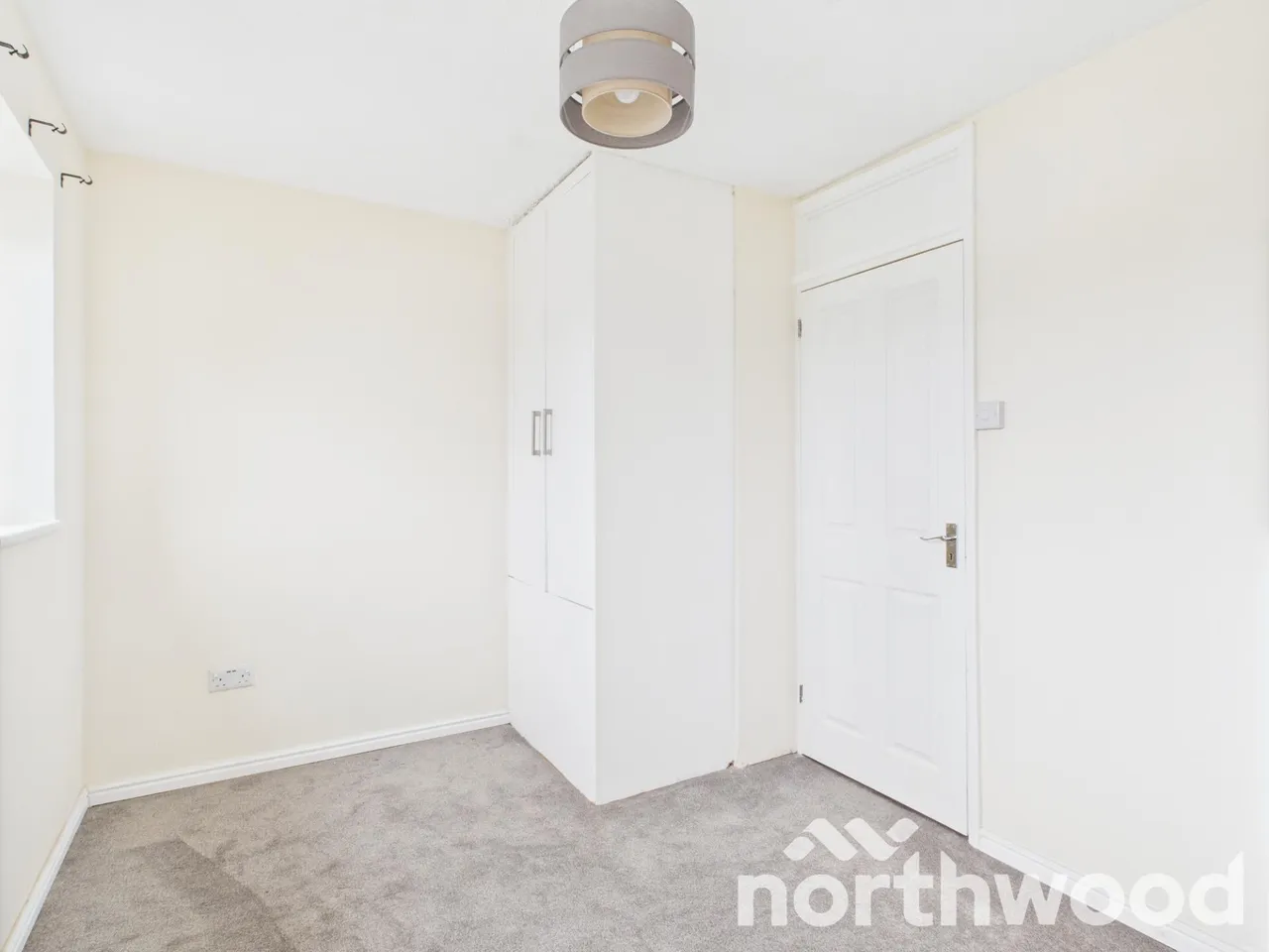 Falcon Way, South Ashford, TN23, photo 7