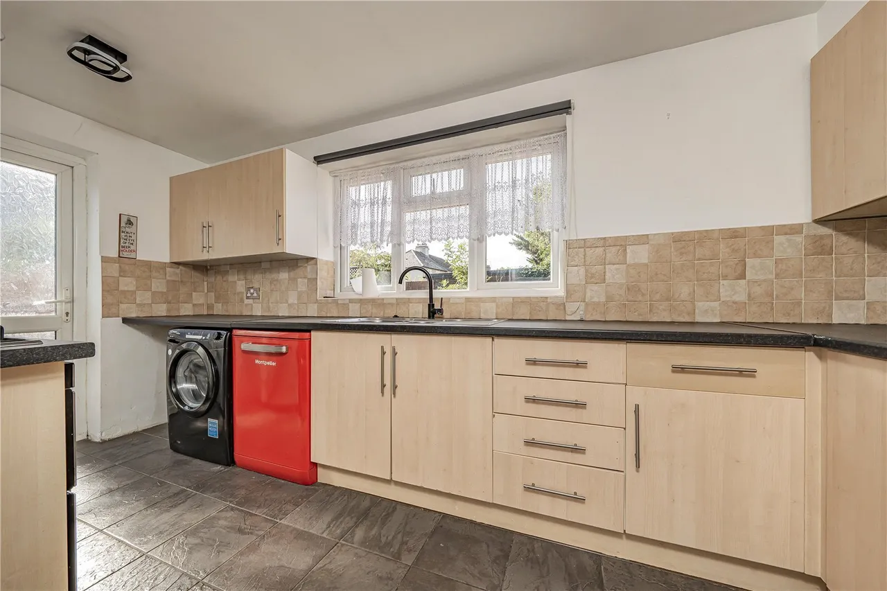 Mill Close, West Drayton, UB7, photo 3