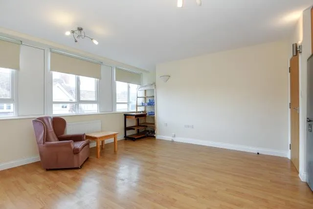 High Street, Camberley, GU15, photo 2