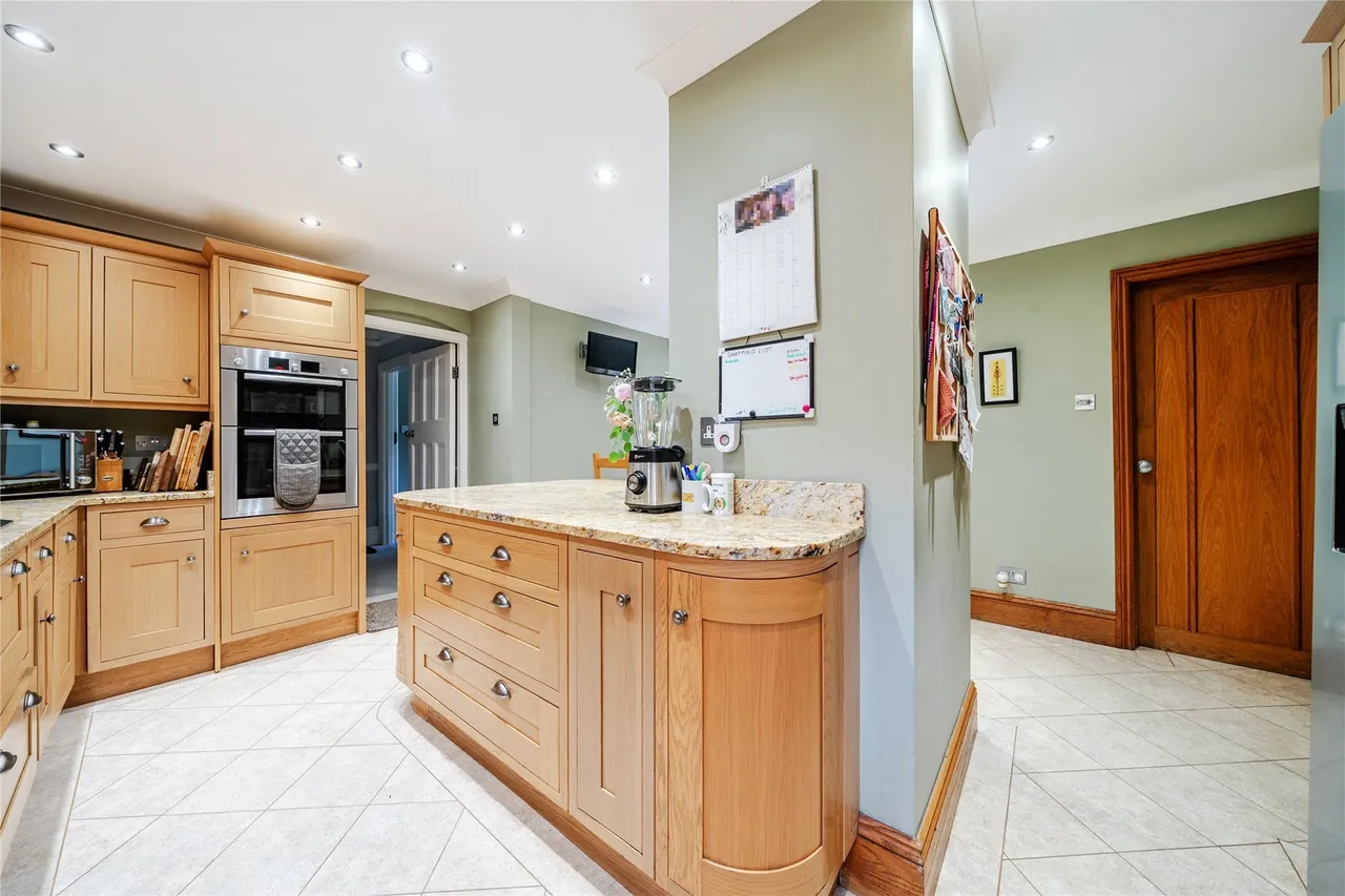 Broomhill Road, Orpington, Kent, BR6, photo 37