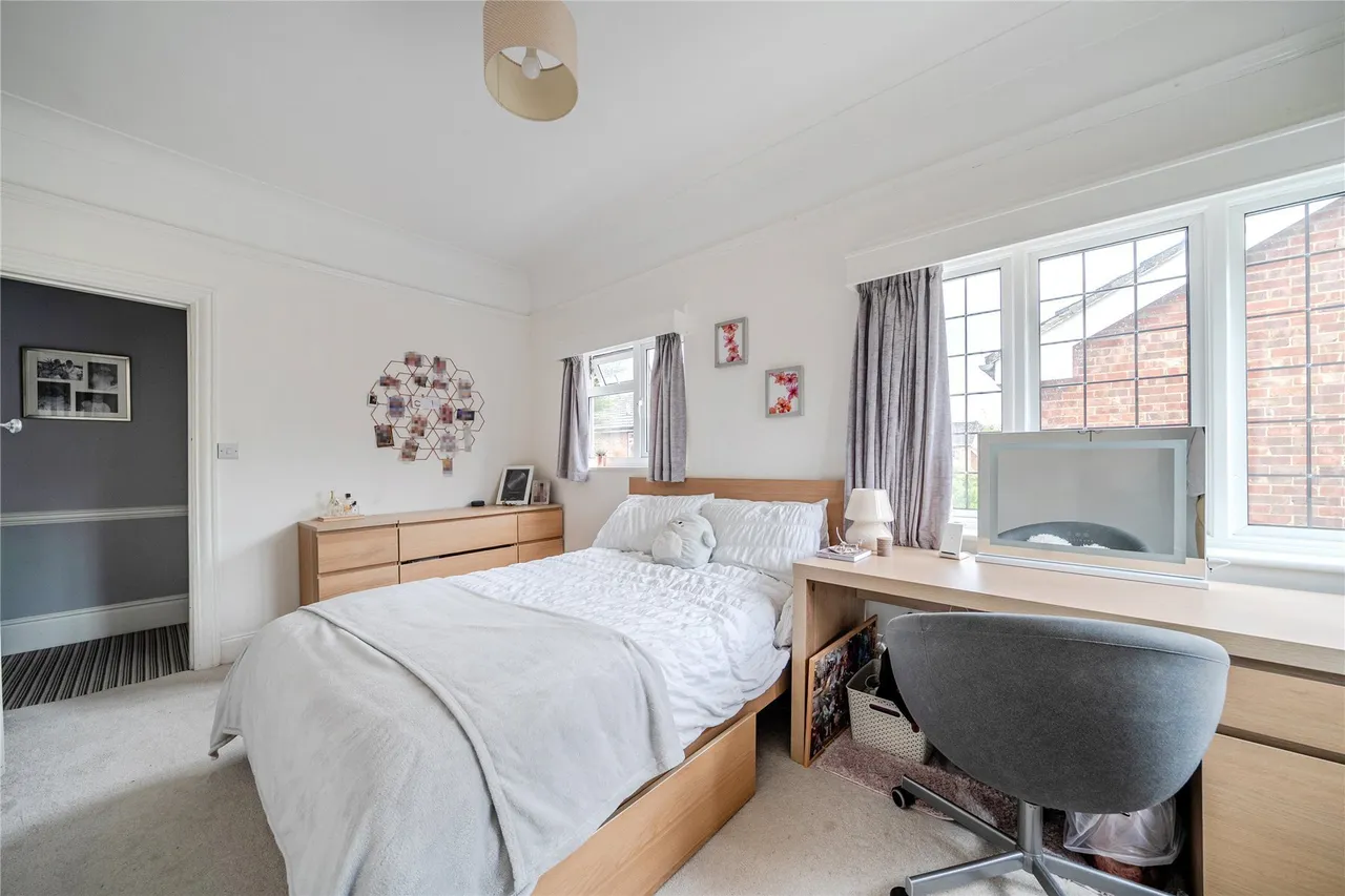 Broomhill Road, Orpington, Kent, BR6, photo 7