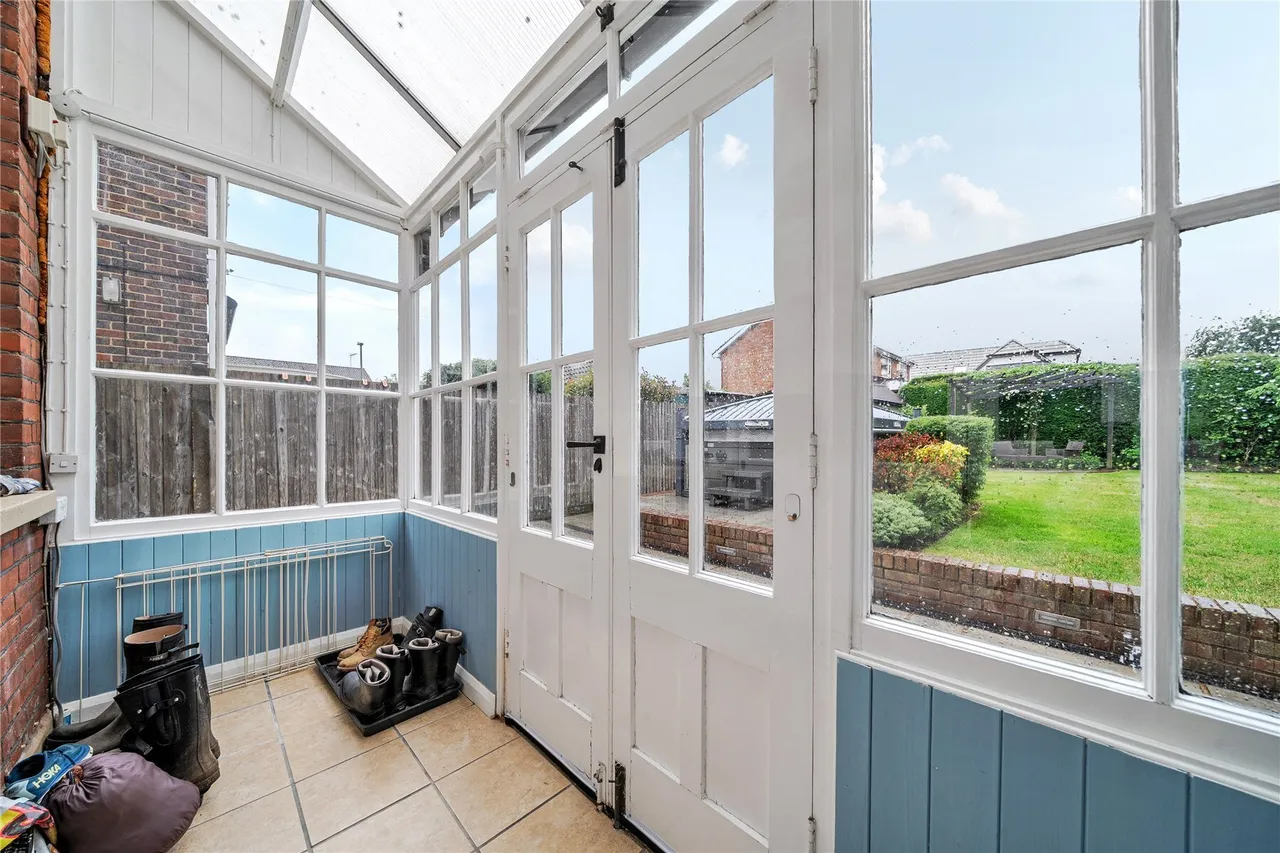 Broomhill Road, Orpington, Kent, BR6, photo 43