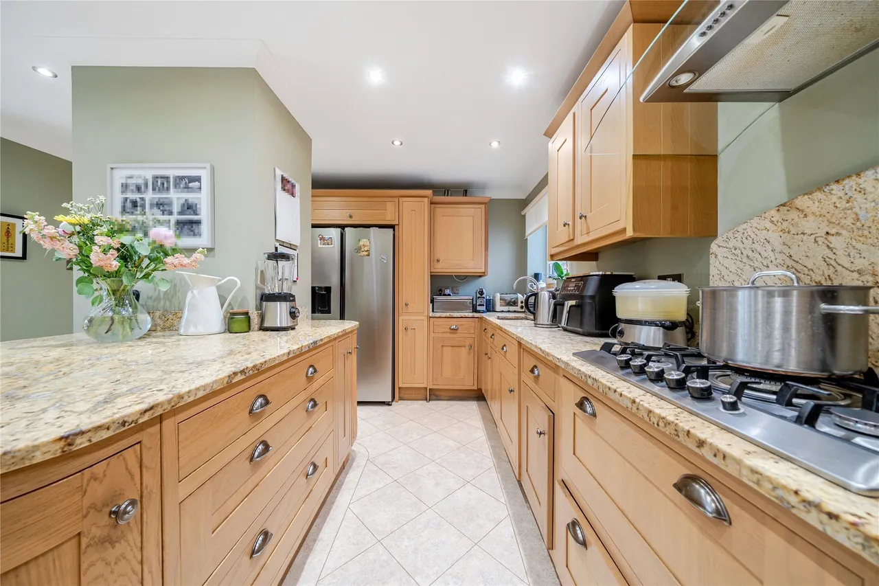 Broomhill Road, Orpington, Kent, BR6, photo 40