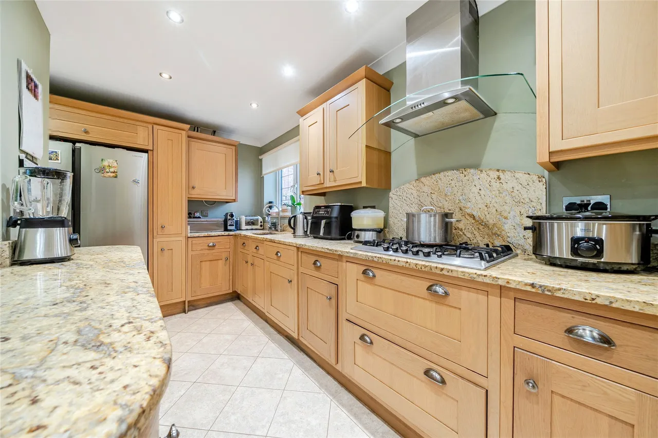Broomhill Road, Orpington, Kent, BR6, photo 38