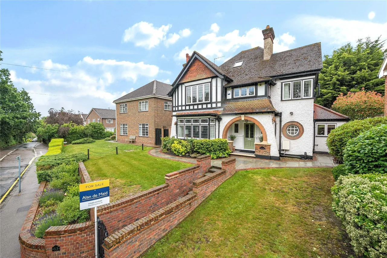 Broomhill Road, Orpington, Kent, BR6, photo 50