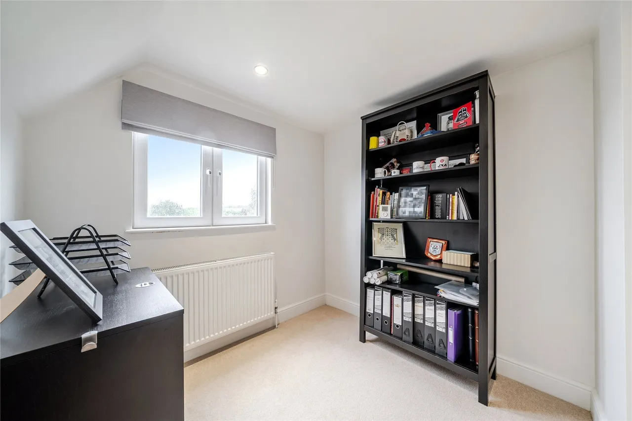 Broomhill Road, Orpington, Kent, BR6, photo 22