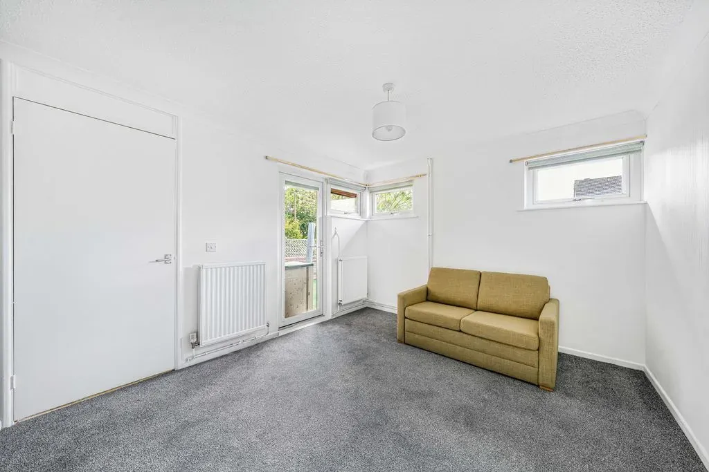 Dexter Avenue, Oldbrook, Milton Keynes, Buckinghamshire, MK6 2RZ, photo 5