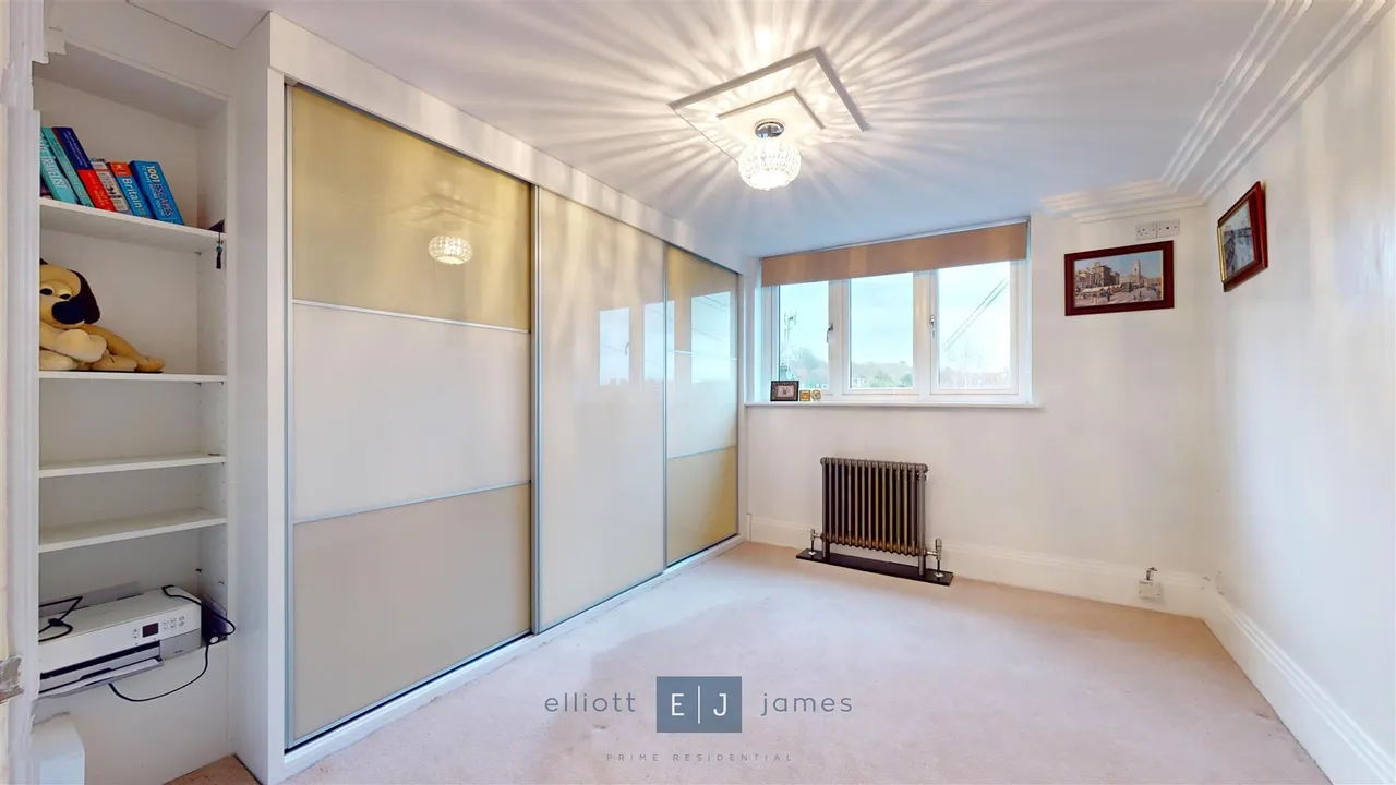 Smarts Lane, Loughton, photo 9