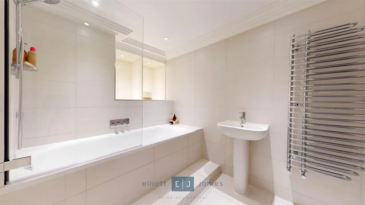 Smarts Lane, Loughton, photo 10