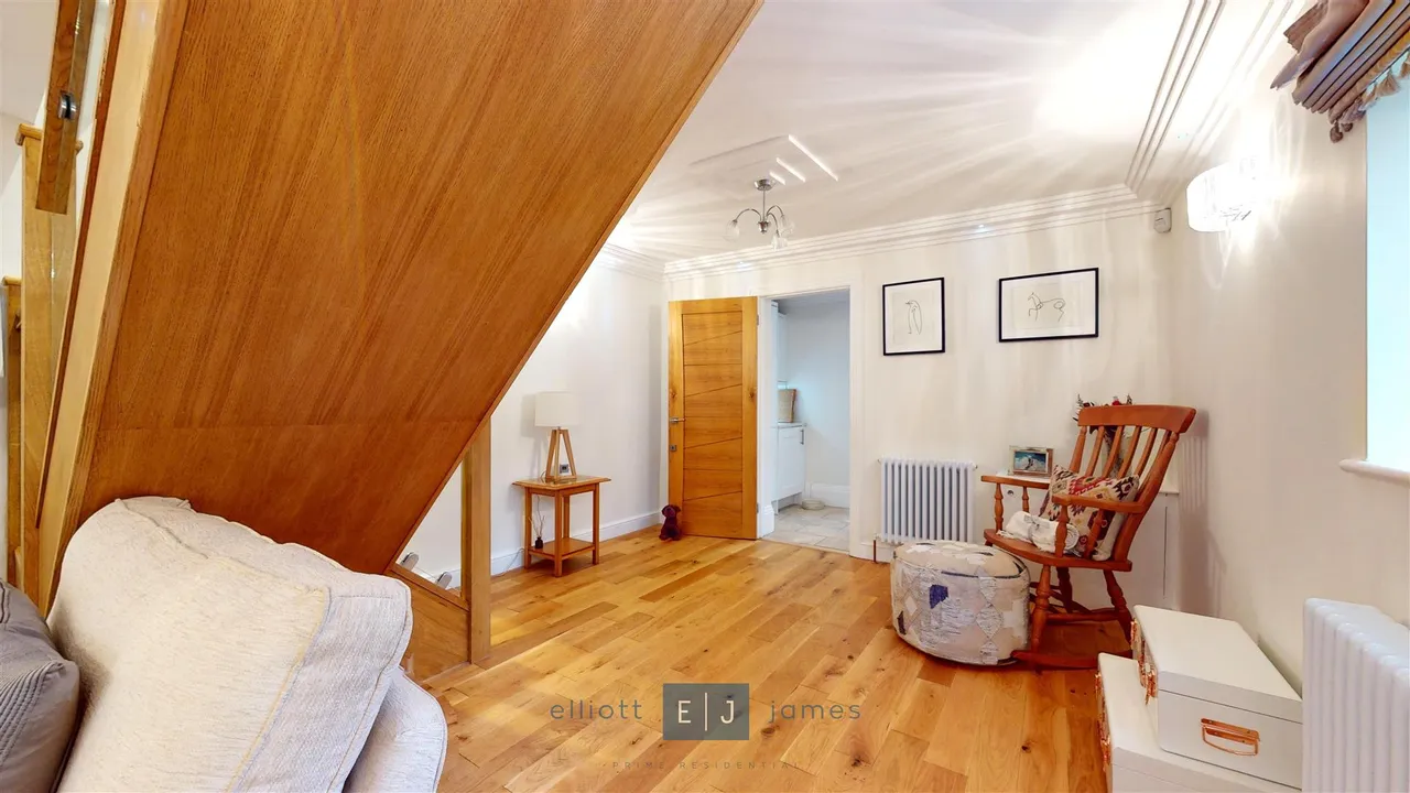 Smarts Lane, Loughton, photo 6