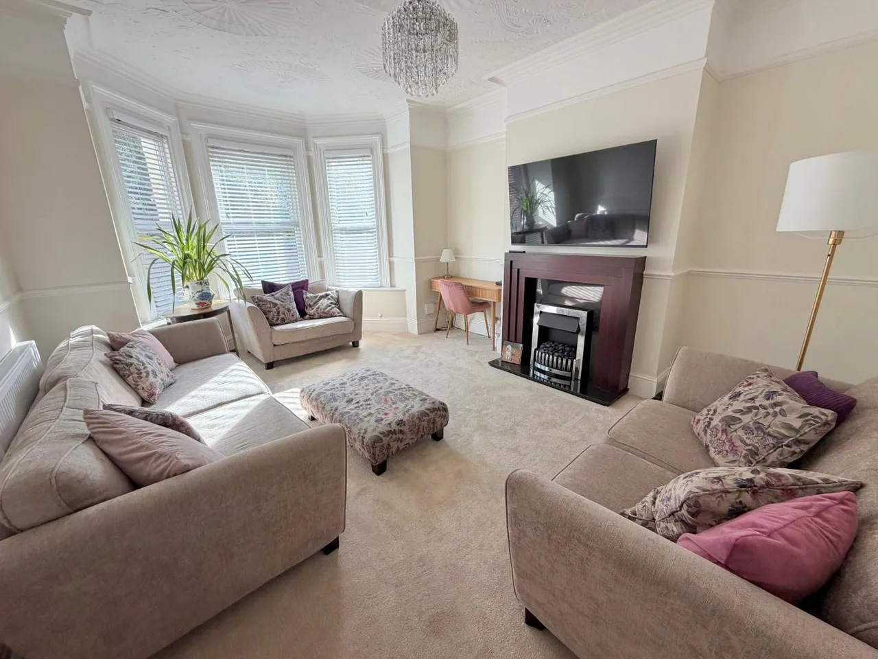 Poole Road, BH12, photo 3
