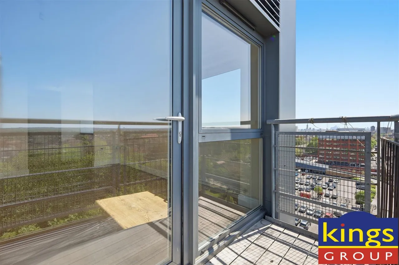 Methven Court, Edmonton, N9, photo 4