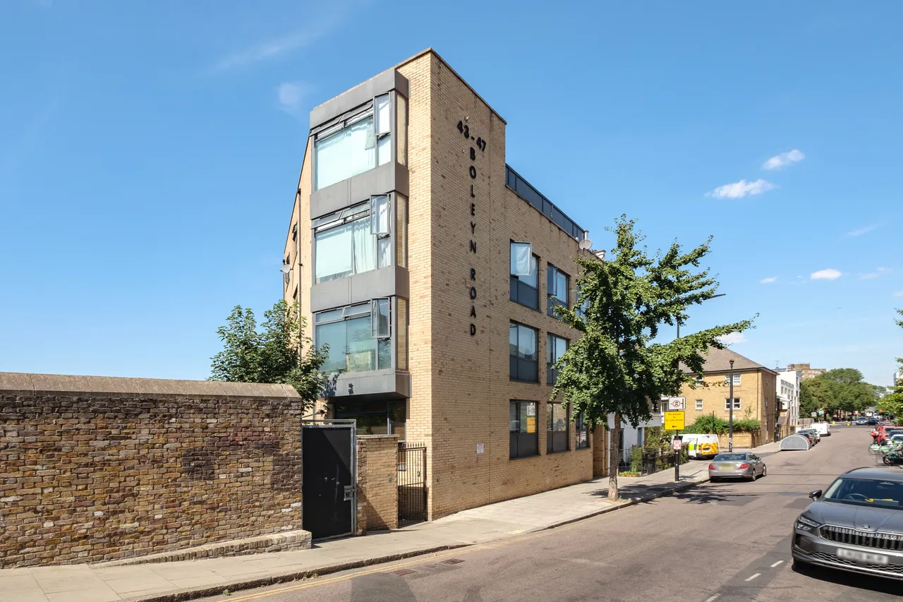 Boleyn Road, London, N16, photo 3