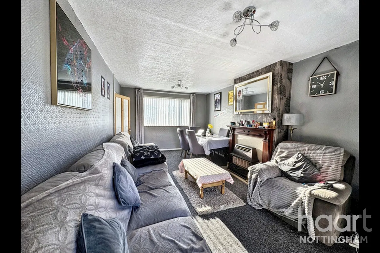Cerne Close, Clifton, NG11, photo 3