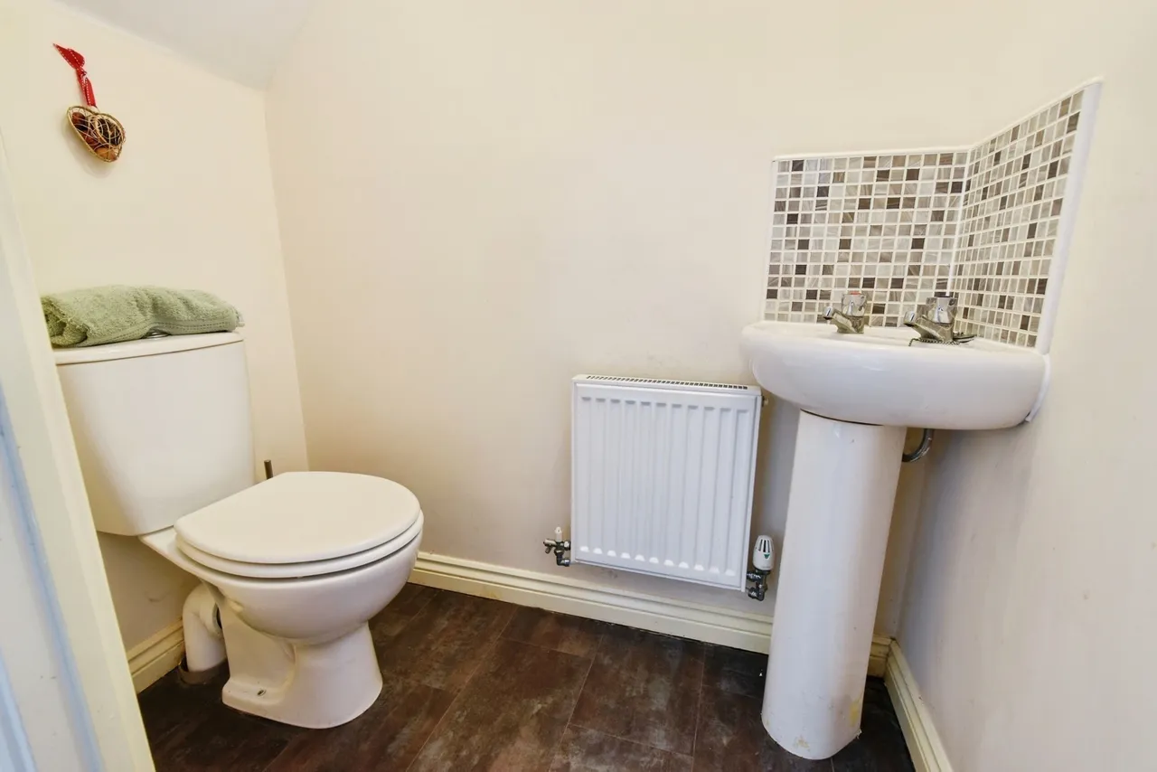 Dol Y Dderwen, Ammanford, SA18, photo 19
