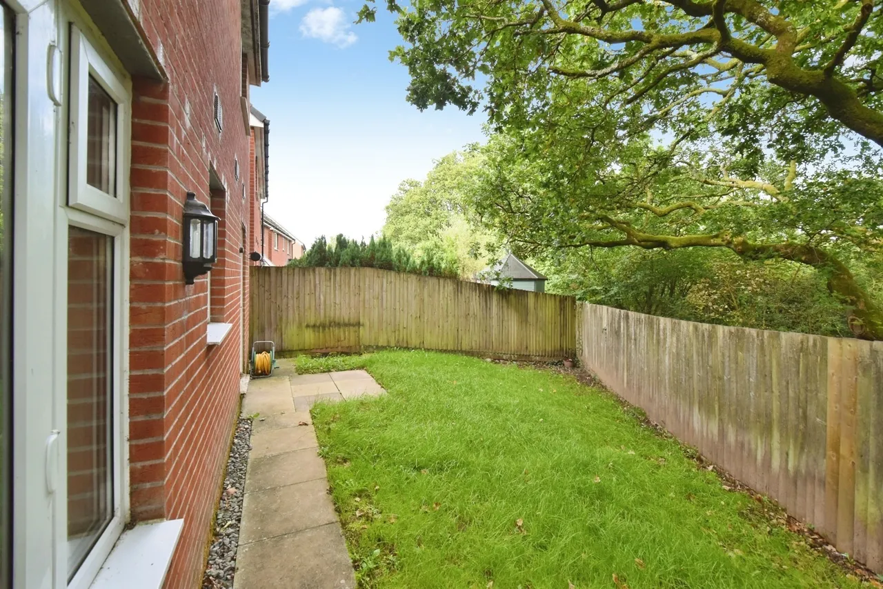 Dol Y Dderwen, Ammanford, SA18, photo 8