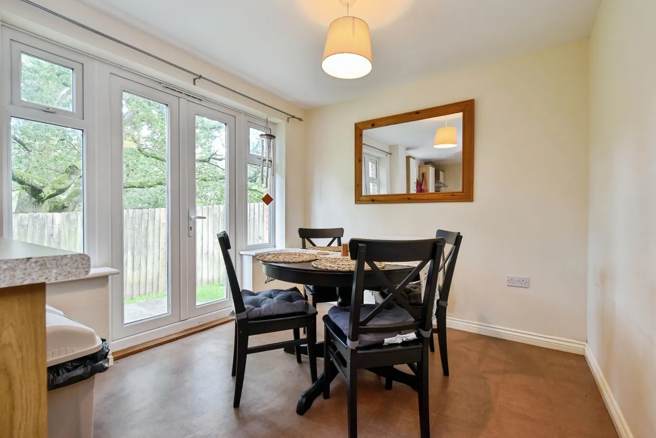 Dol Y Dderwen, Ammanford, SA18, photo 6