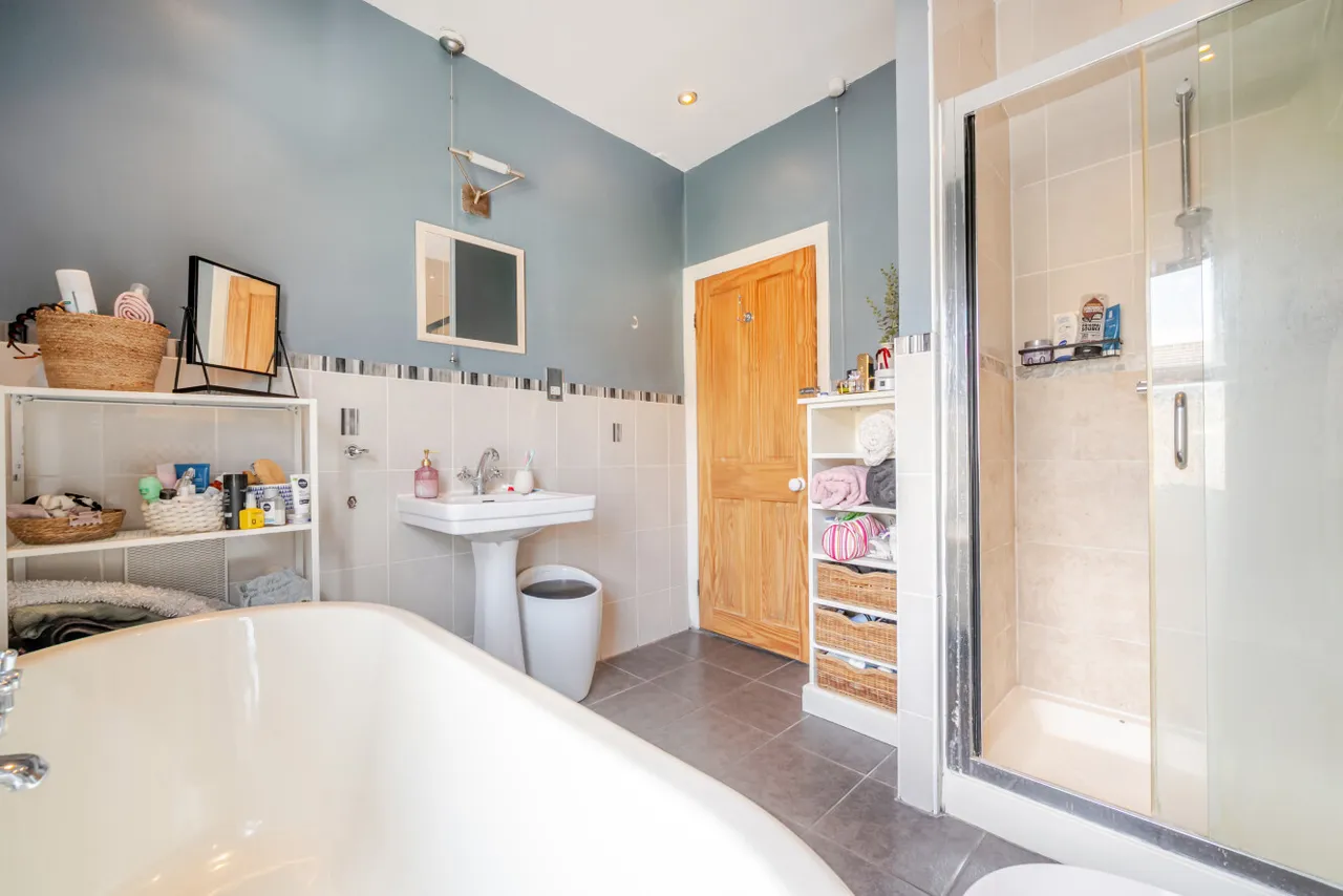 Marlborough Road, London, SW19, photo 11