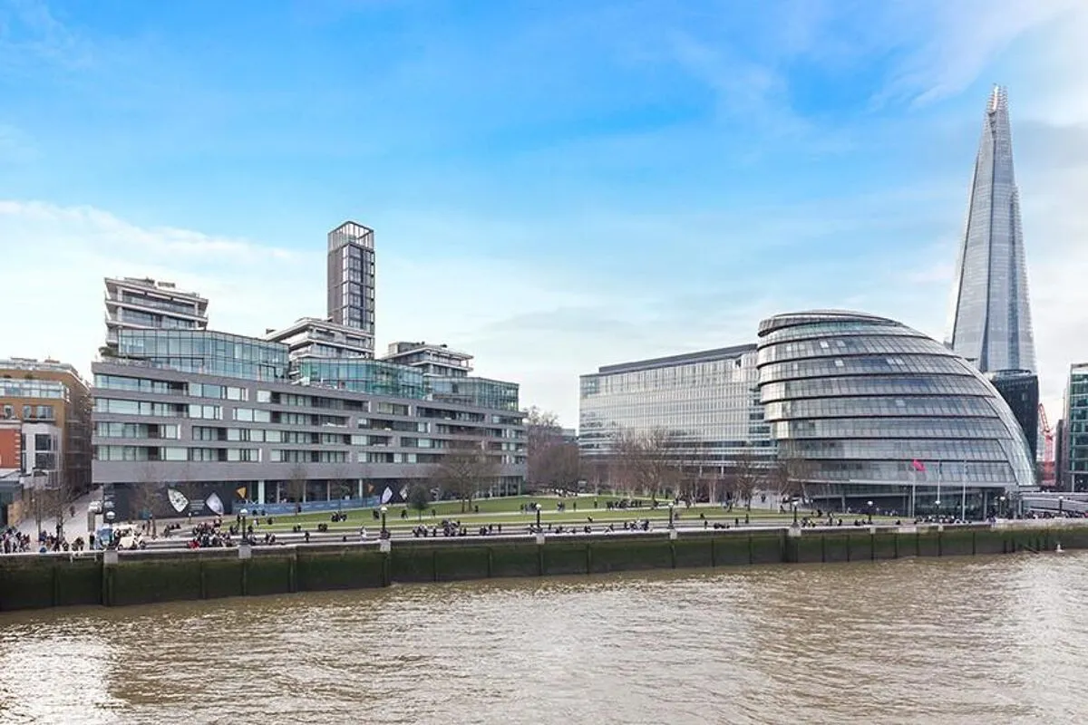 Crown Square, One Tower Bridge, SE1, photo 10