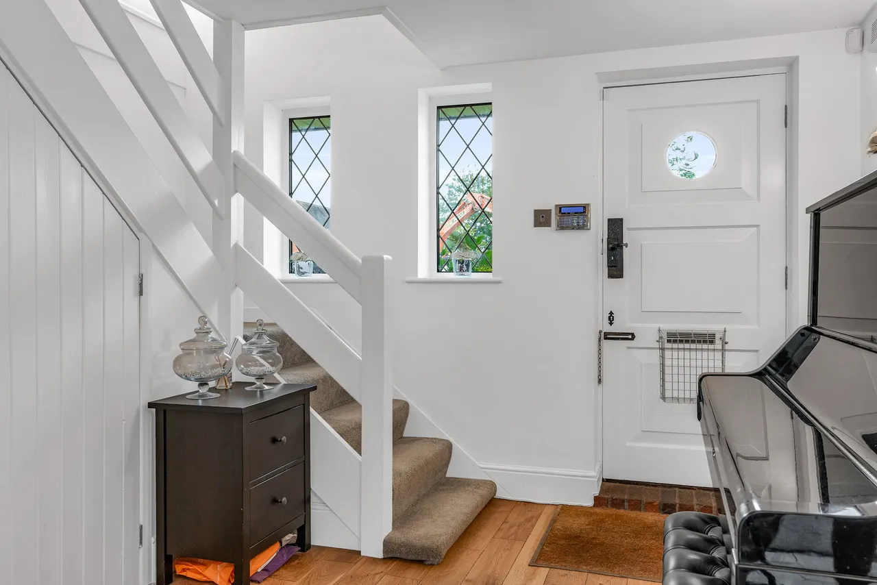 Herbert Road, Emerson Park, RM11, photo 17
