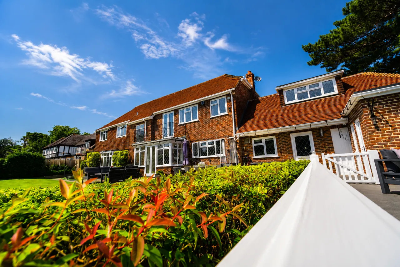 Herbert Road, Emerson Park, RM11, photo 43