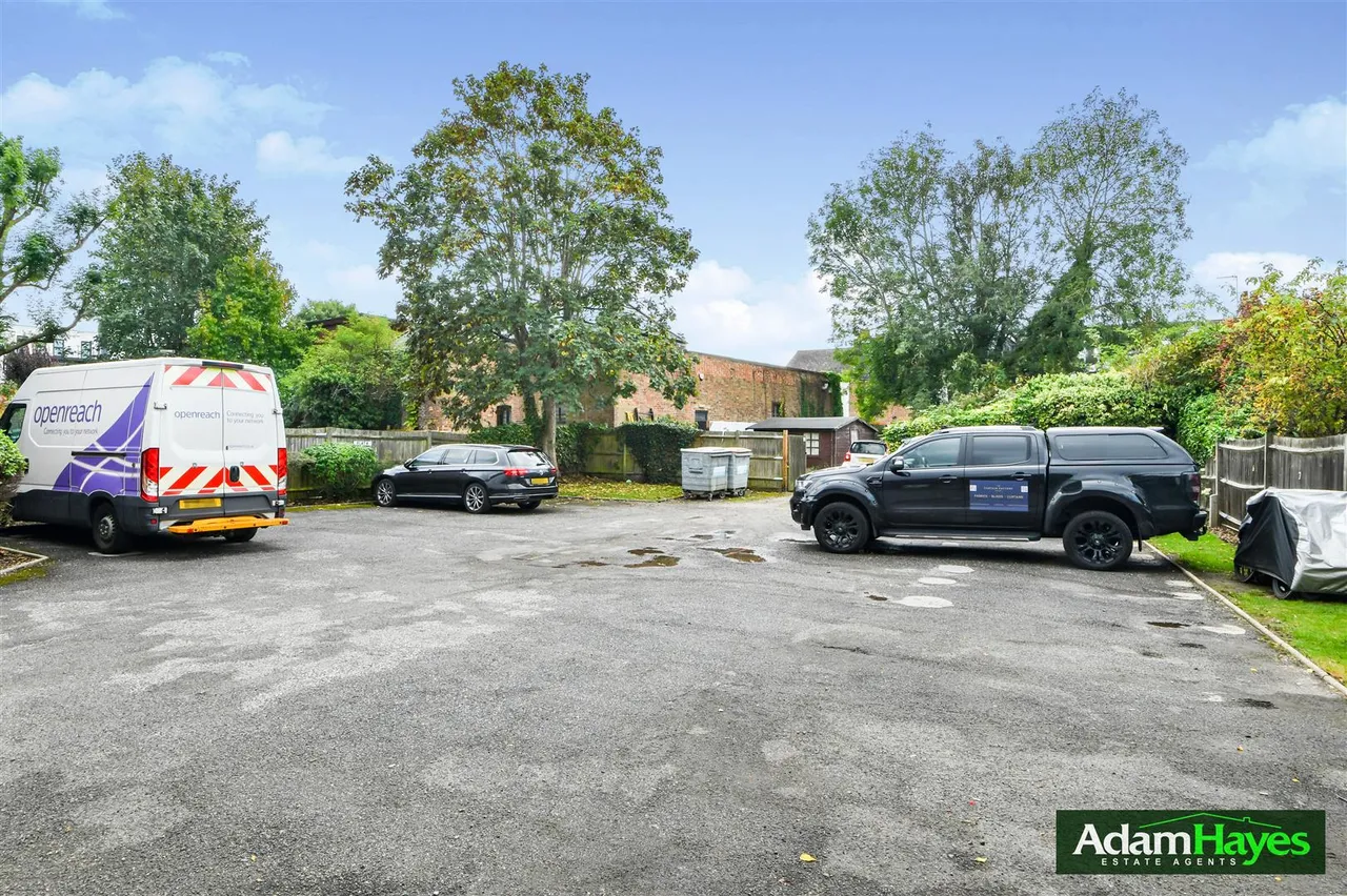 Dale Grove, North Finchley, N12, photo 10