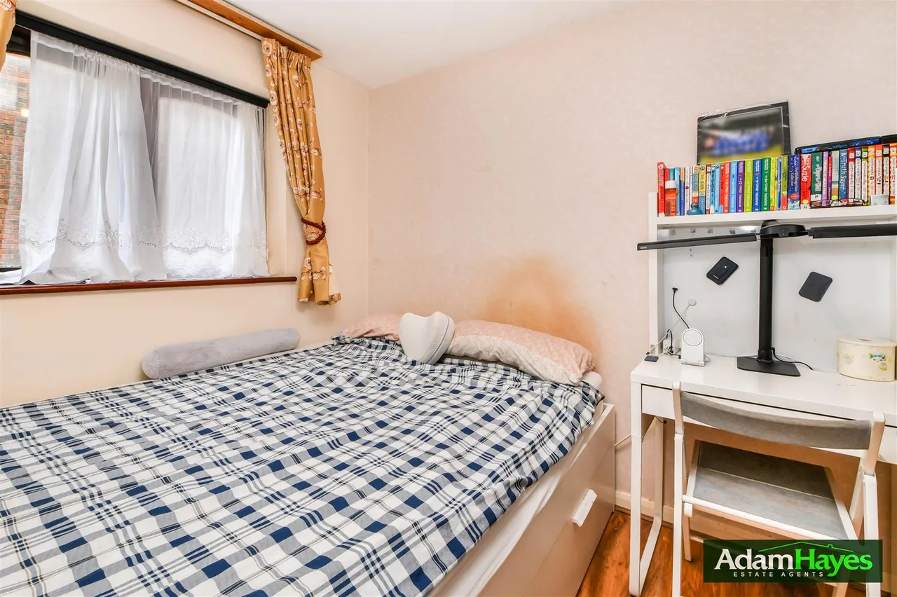 Dale Grove, North Finchley, N12, photo 8