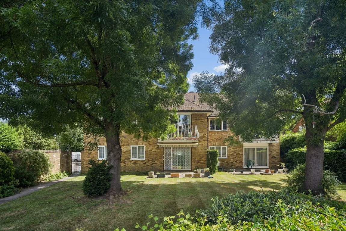 Mistletoe Lodge, Pinner, HA5, photo 14