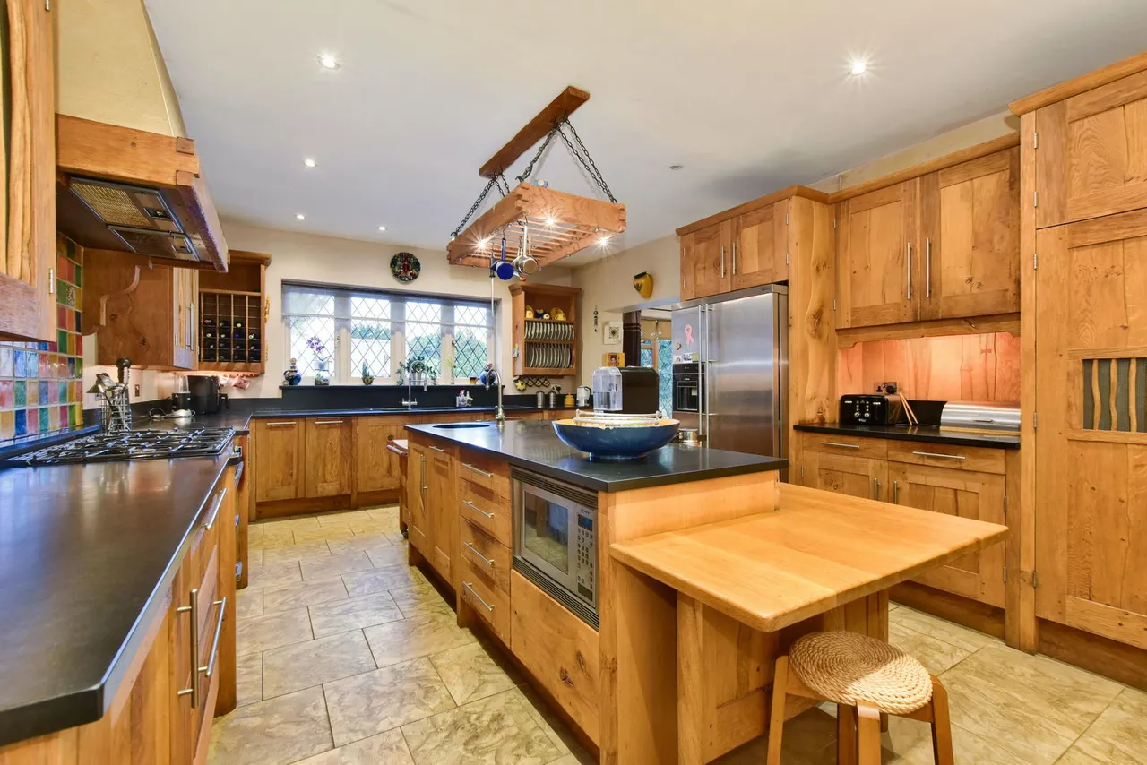 Gordon Avenue, Stanmore, HA7 3QS, photo 9