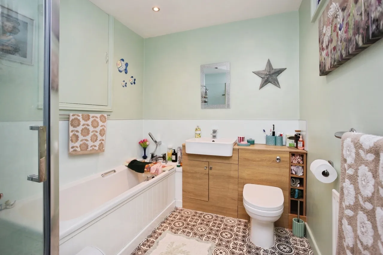 Quarry Hill Road, Tonbridge, TN9, photo 11