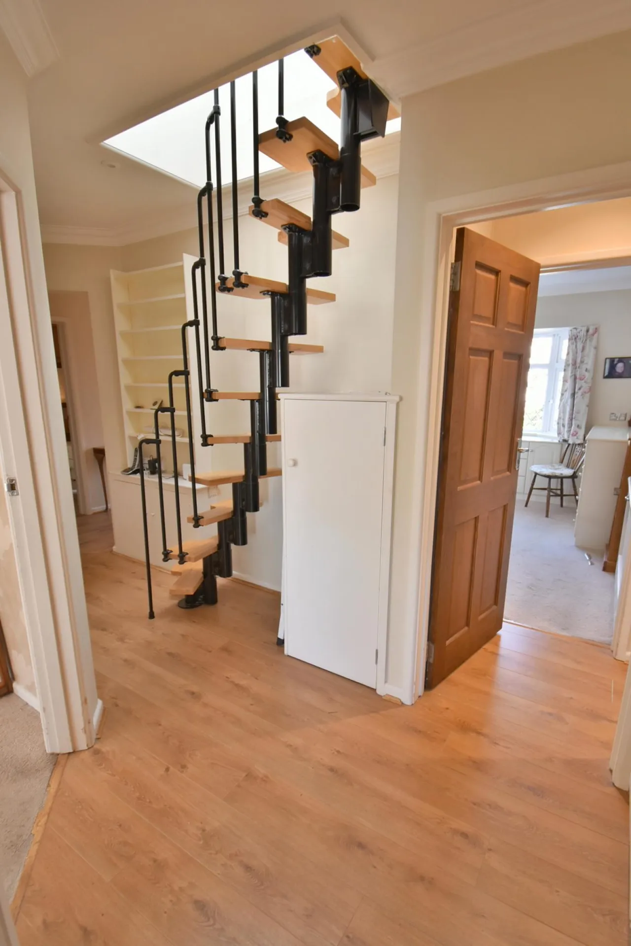 Elm Tree Walk, BH22, photo 15